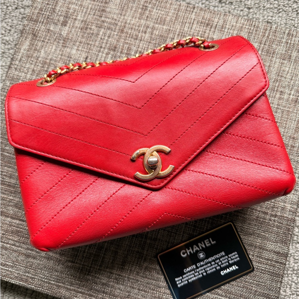 Chanel Chevron Red Leather Shoulder Bag